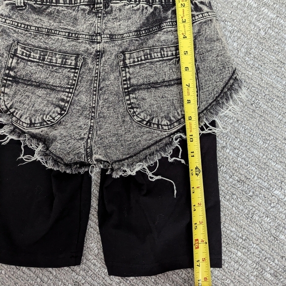 🔷NWT - Kendall & Kylie Black Combination  Cut-Off Jean And Bike Shorts In One - Picture 8 of 9